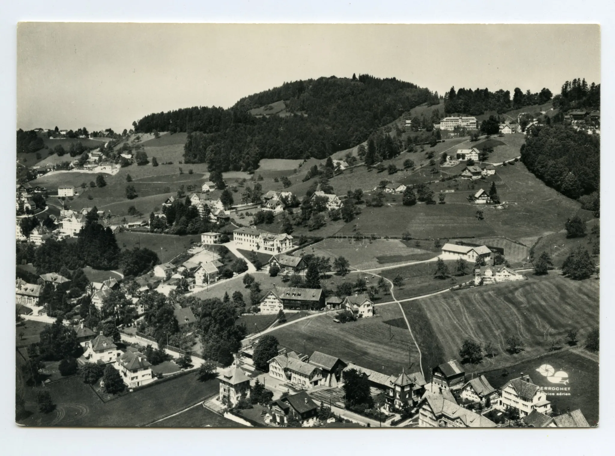 vorne Speicherstrasse, Lortanne mit Sägerei; mit Gremm, Krankenhaus, Bad Sonder. Blick zur Frölichsegg