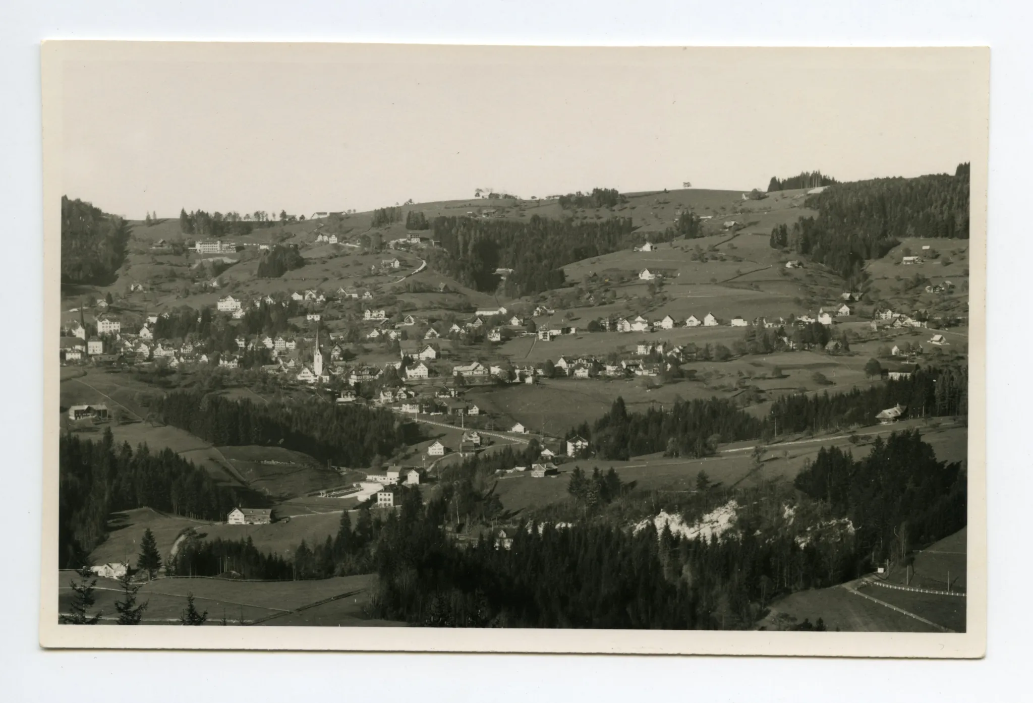 mit Schwimmbad/Neubrücke, Sammelbüel, alter Kath. Kirche, Grubenmannkirche, Krankenhaus, Lortanne. Blick zu Bad Sonder, Schäflisegg, Hüslersegg