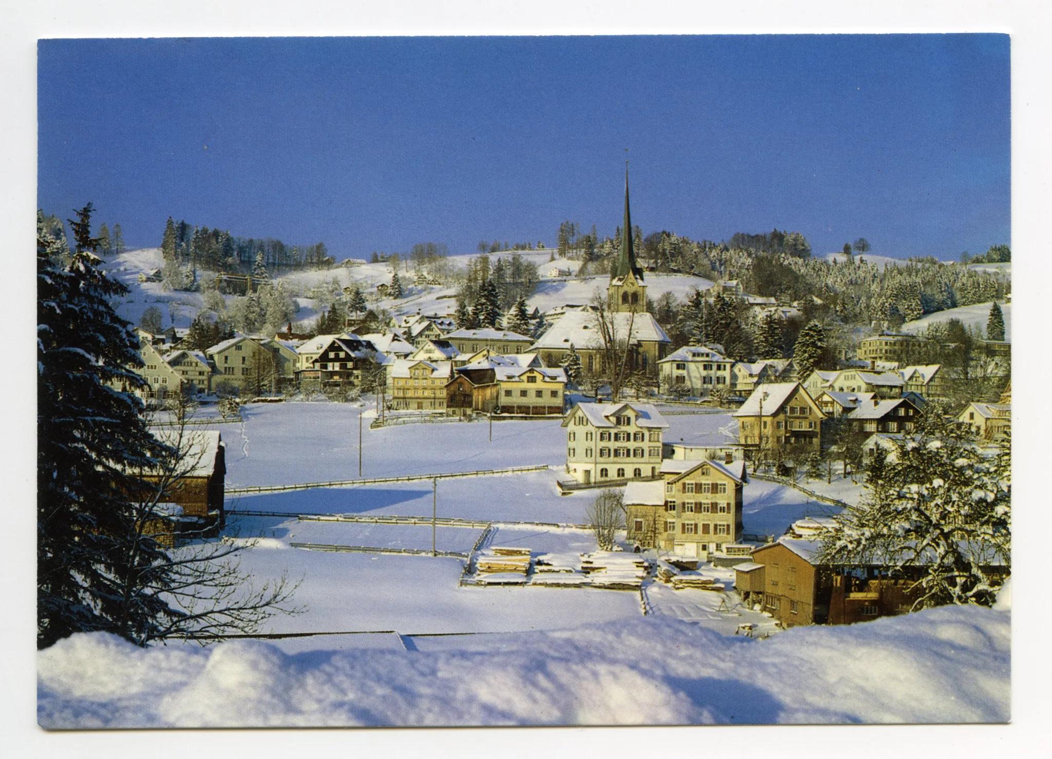 im Vordergrund Sägerei Bächli, mit Krankenhaus/Schwesternhaus (am re. Rand), Bad Sonder, Schäflisegg/Hüslersegg
