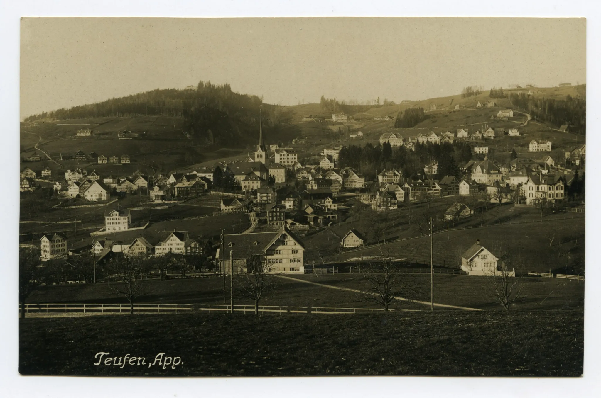 mit Bächli, Bahnhof, Krankenhaus, Fernblick, Bad Sonder. Blick zu Frölichsegg und Schäflisegg