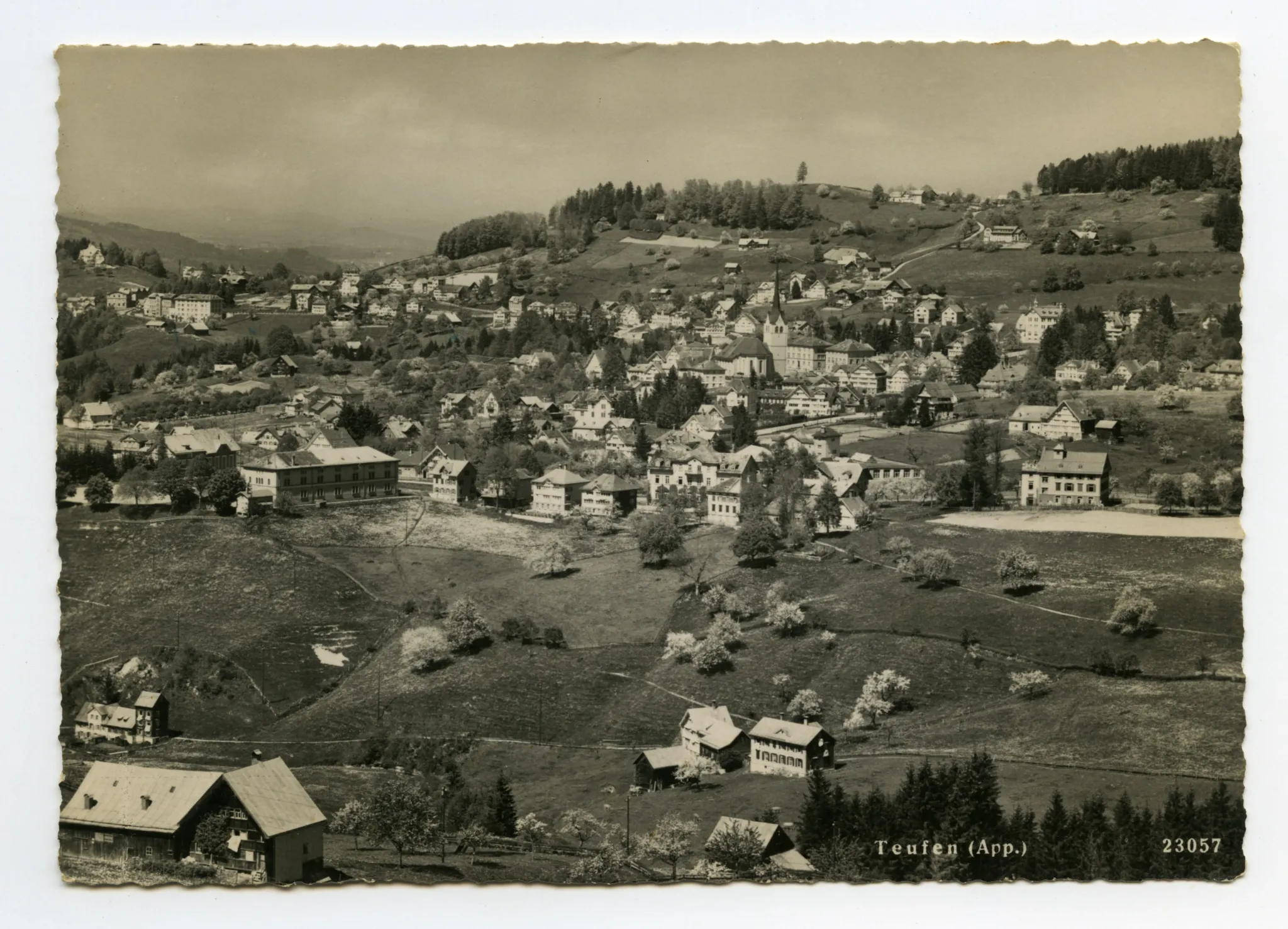 von Schlatterlehn, mit Linde/Zeughaus, Friedhof, Bleichi/Ebni, Bahnhof, Fernblick. Blick zu Froher Aussicht, Eggli