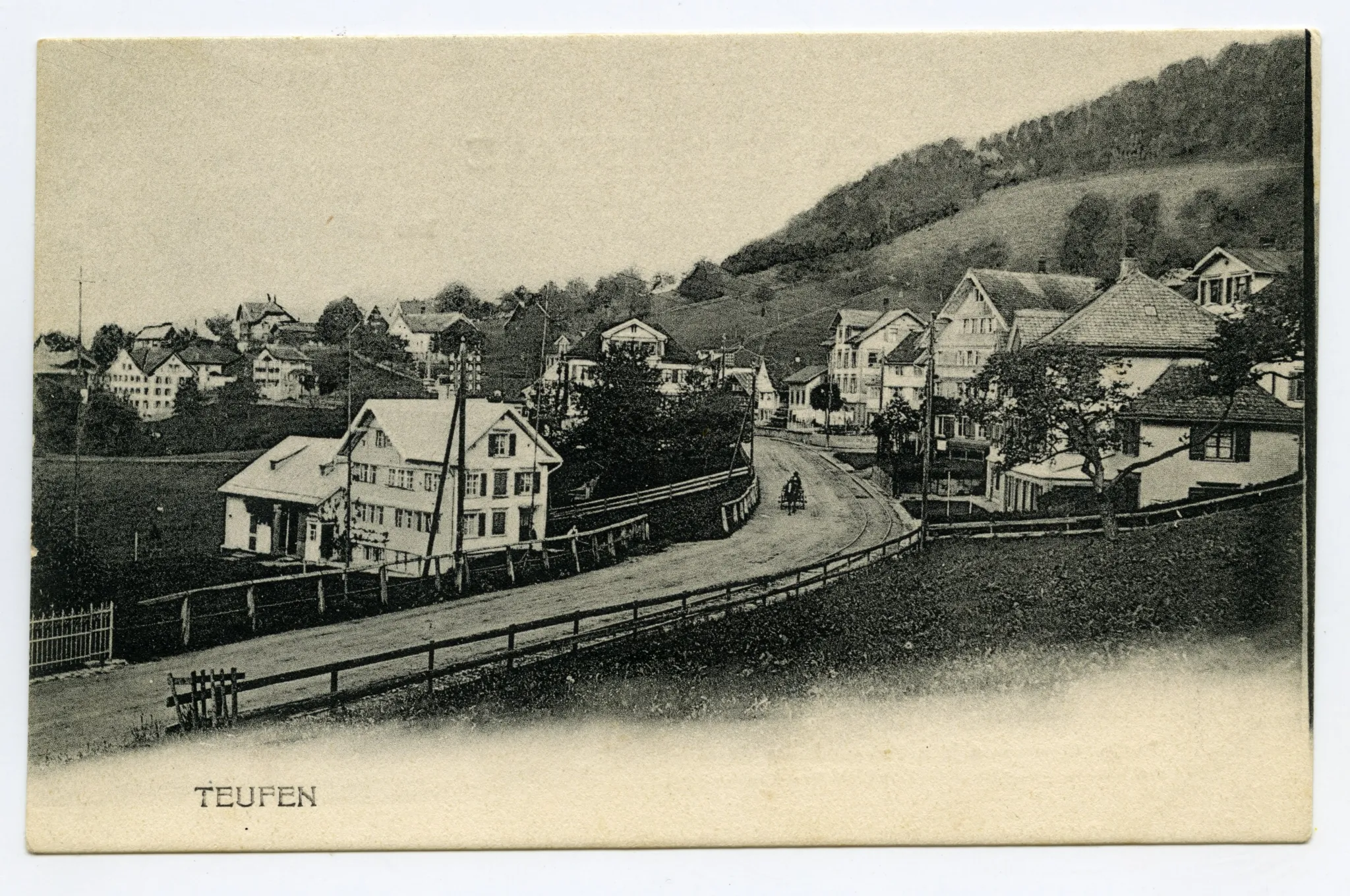 Blick Richtung Westen, mit Pferdefuhrwerk. (vgl. Hc.21-01)