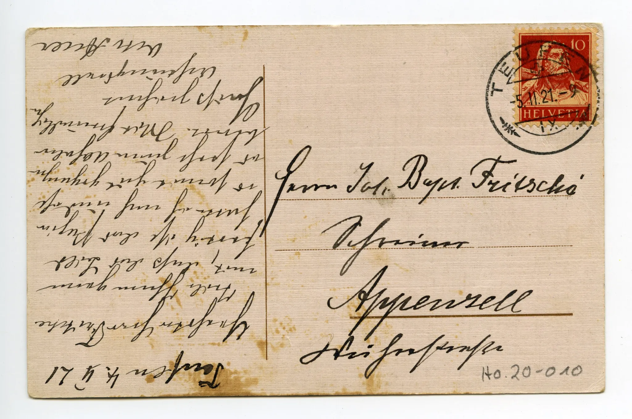 Einzelansicht mit Personen vor der Pension (vgl. Hc.08-079, identisch)