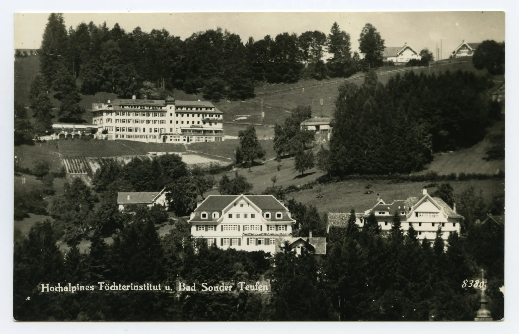 Ansicht mit Blick Richtung Kinderheilstätte Bad Sonder und Schäflisegg