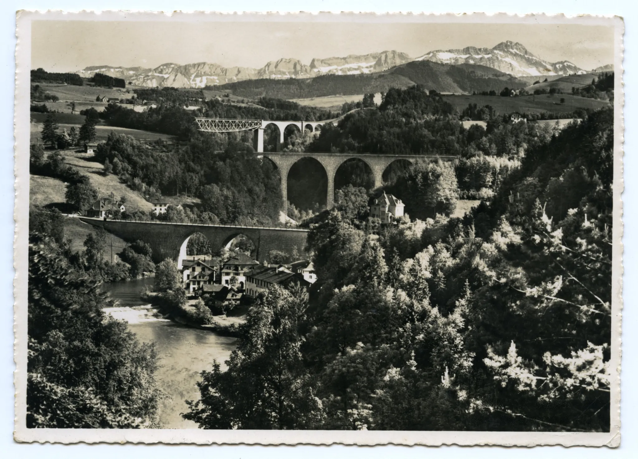 Ansicht der drei Sitterbrücken, hinterste: Sitterviadukt (vorderste: Fürstenlandbrücke ist nicht sichtbar) (vgl. Ho.37-022)