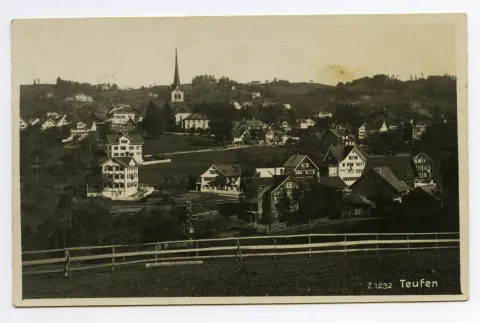 im Vordergrund Sägerei Bächli, mit Bahnhof und Krankenhaus, Blick zu Bad Sonder und Schäflisegg
