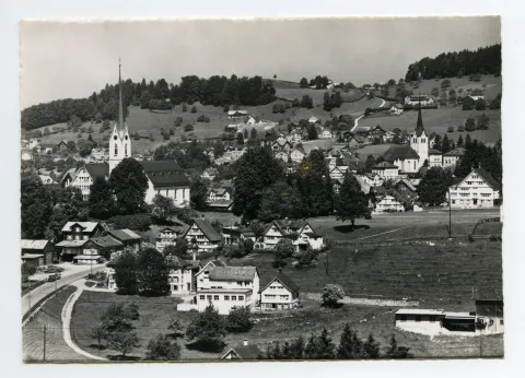 vorne Sammelbüel. Mit beiden Dorfkirchen. Blick zu Fernblick, Frohe Aussicht