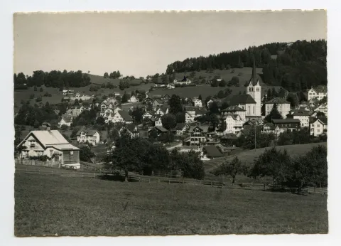 mit Fernblick (angekreuzt vom Kartenschreiber). Blick zu Froher Aussicht, Frölichsegg