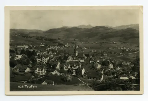 Beide Dorfkirchen, blühende Obstbäume (sic!), Blick zum Steigbach; Karte 1: Blick zu Kamor/Hohem Kasten – korrekte Ansicht (vgl. Hc.18-10); Karte 2: Säntiskette im Winter (sic!) – Säntis manipuliert!