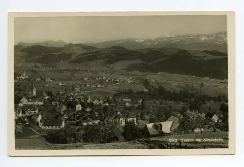 Alte Turnhalle, beide Dorfkirchen, Schönenbüel. Blick zu Steigbach, Fähnern, Kamor, Hohem Kasten, östlichem Alpstein