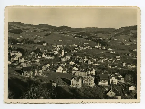 beide Dorfkirchen, Blick zum Gäbris
