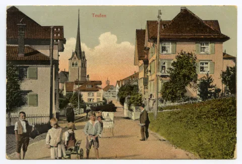 mit Grubenmannkirche und Dampfzug-Komposition Richtung St. Gallen, Kinder mit Leiter- und „Scheese“-Wagen und Männer auf der Strasse