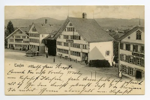 Häuserzeile auf Süd-Südwestseite, „Ilge“, „Gasthaus Bahnhof“ bis „Konsum-Verein“