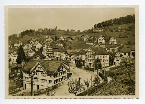 gesehen ab Altem Bahnhof. „Schützengarten“, Unterrain, alte Turnhalle (z.T.). Blick zum Fernblick und zur Frohen Aussicht