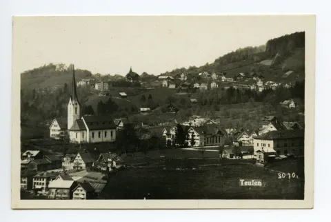 Alte Kath. Kirche, Zeughaus, Linde. Blick via Friedhof / Bächli zum Eggli (vgl. Ho.08-006)