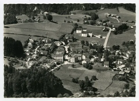 mit Steiner-Strasse, Hauteten, Paracelsus-Klinik (rechter Bildrand)