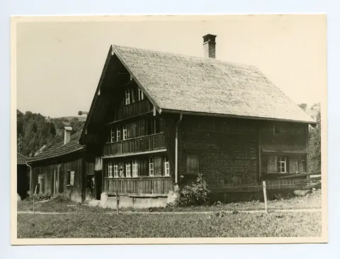 Einzelansicht eines Bauernhauses, wurde 1944 abgebrochen