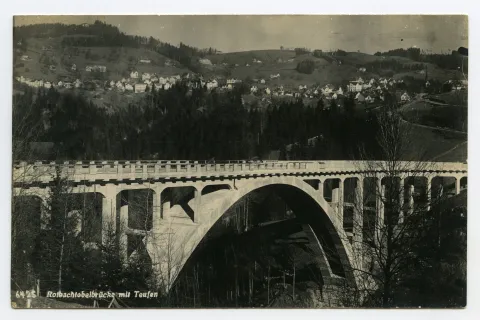 Ansicht der Brücke aus Süden, mit Teufen im Hintergrund