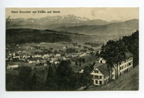 Ansicht von Norden (Rückansicht des Kurhauses) aus Teufen mit Grubenmannkirche und Alpstein