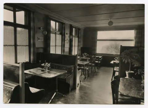 (eingegangen 1954), (heute: Hauptstrasse 95?), Innenansicht