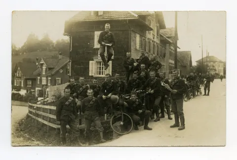 Gruppenfoto aufgereiht Kreuzung Sternen, Niederteufen
